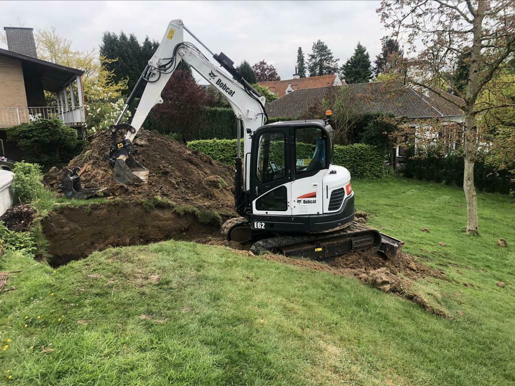 Grondwerken- afbraakwerken -tuinwerken-Rioleringswerken