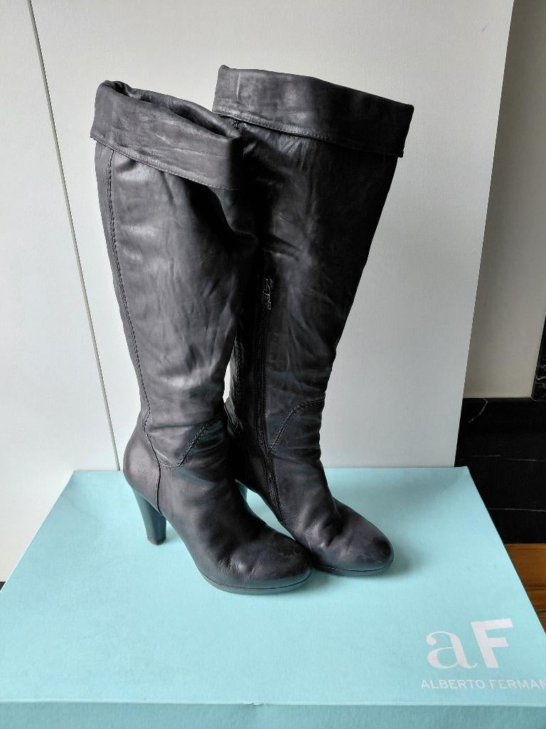 Zwarte laarzen, Kleding | Dames, Schoenen, Zwart, Ophalen of Verzenden, Gedragen, Hoge laarzen