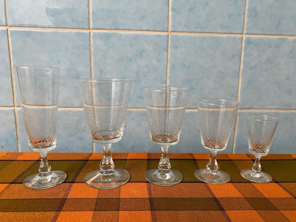 Kristallen geslepen glasservies - 70 stuks - vintage, Huis en Inrichting, Ophalen, Gebruikt, Glas, Glas of Glazen