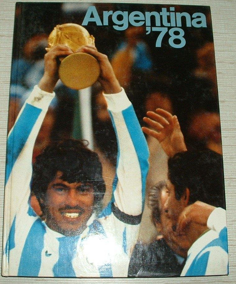 voetbal boek argentina '78 harde kaft, Ophalen of Verzenden, Zo goed als nieuw, Balsport