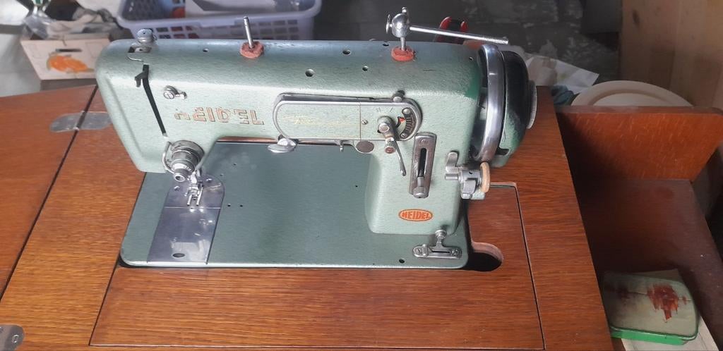 Machine à coudre électrique Heidel Primation., Enlèvement, Utilisé, Machine à coudre, Autres marques