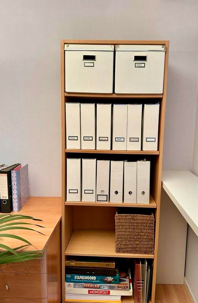 Boekenkast Krea, Ophalen, Zo goed als nieuw