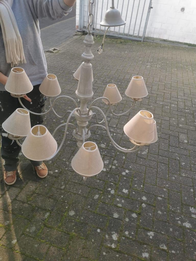 Beige en grijze luchter, Huis en Inrichting, Lampen | Kroonluchters, Ophalen