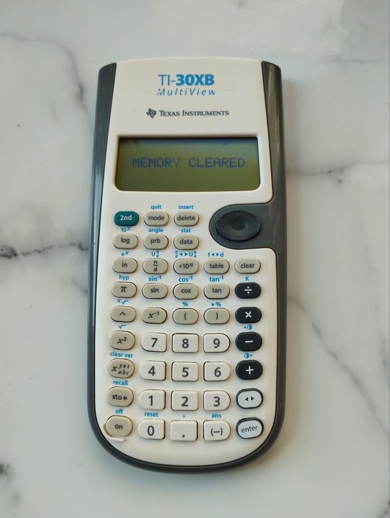 Calculatrice Texas instruments, Enlèvement, Utilisé