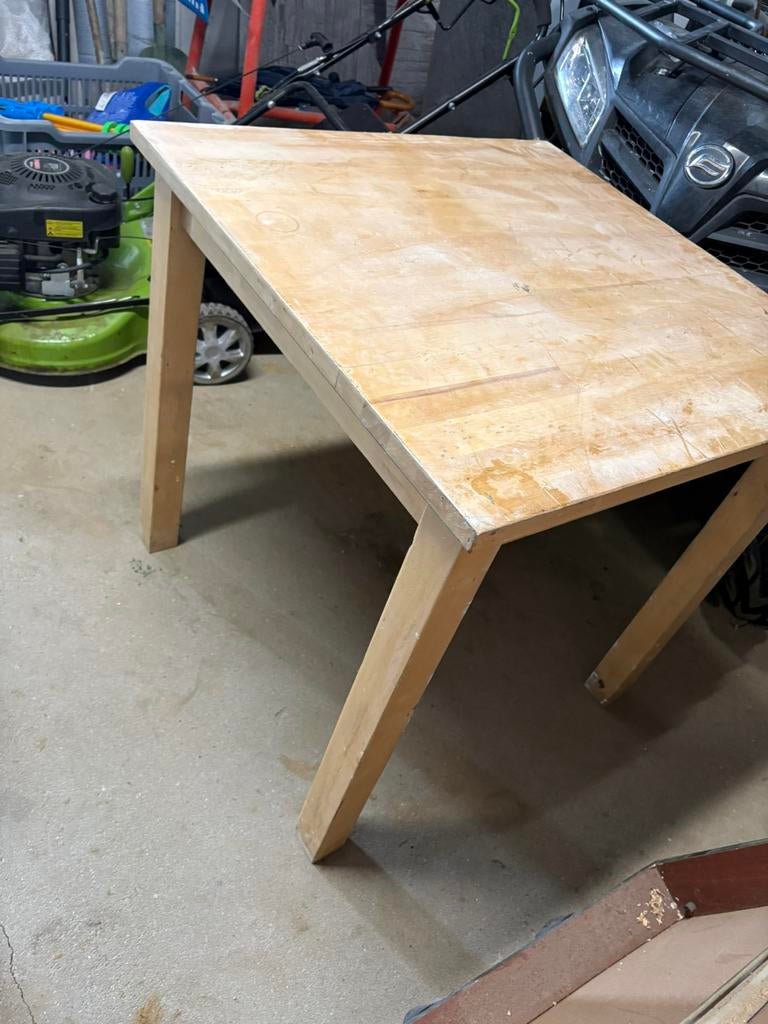 Lot de 4 tables en bois carre, Enlèvement, Comme neuf