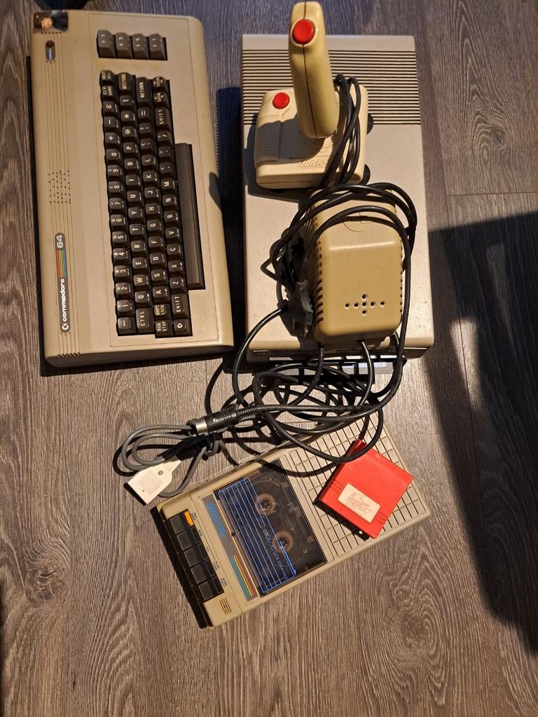 Commodore 64+diskdrive1541+cassettedeck, Enlèvement ou Envoi, Commodore