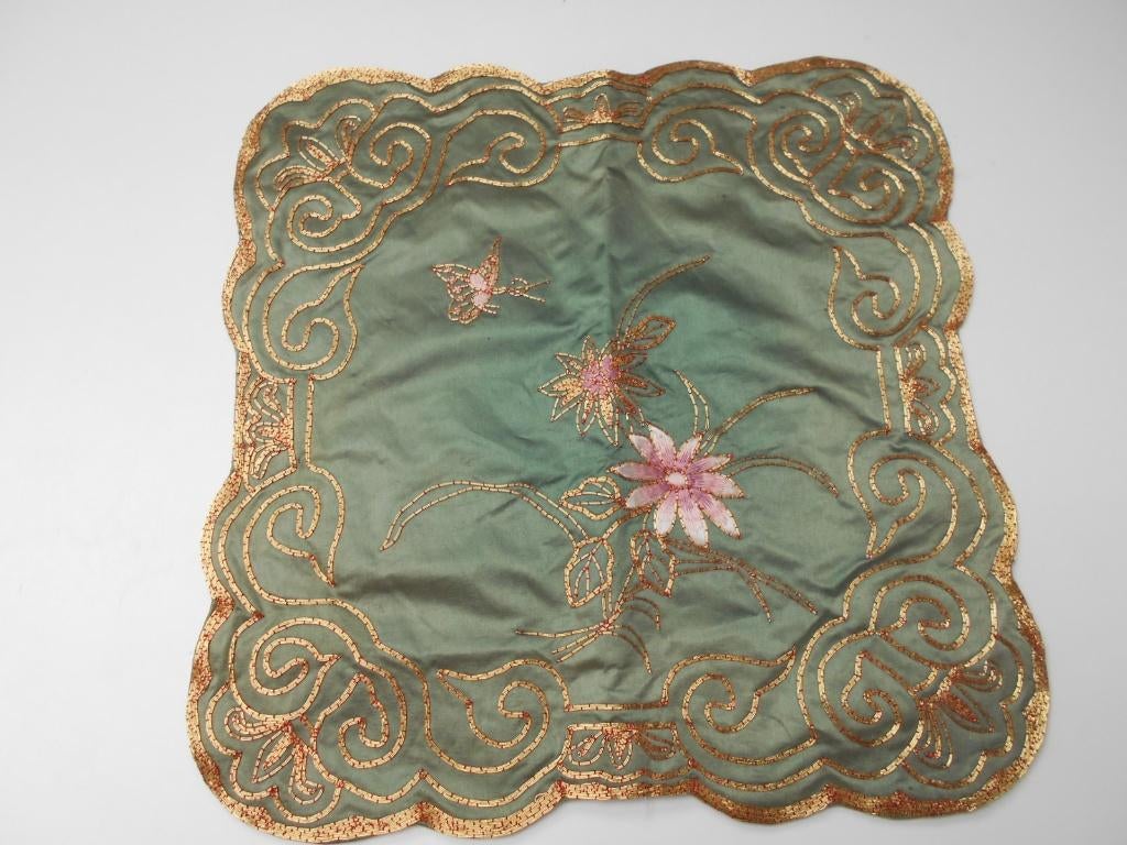 golden cloud met goud geborduurd chinees doekje, Antiek en Kunst, Ophalen of Verzenden