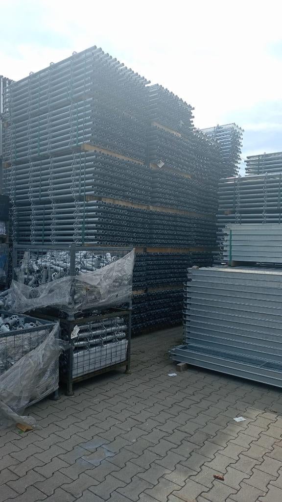 Echafaudage multidirectionnel NEUF 100 m², Bricolage & Construction, Enlèvement ou Envoi, Neuf, Échafaudage de façade, 5 mètres de hauteur ou plus