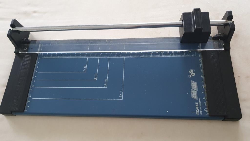 3570 Alken : Dahle papiersnijmachine, Enlèvement, Utilisé