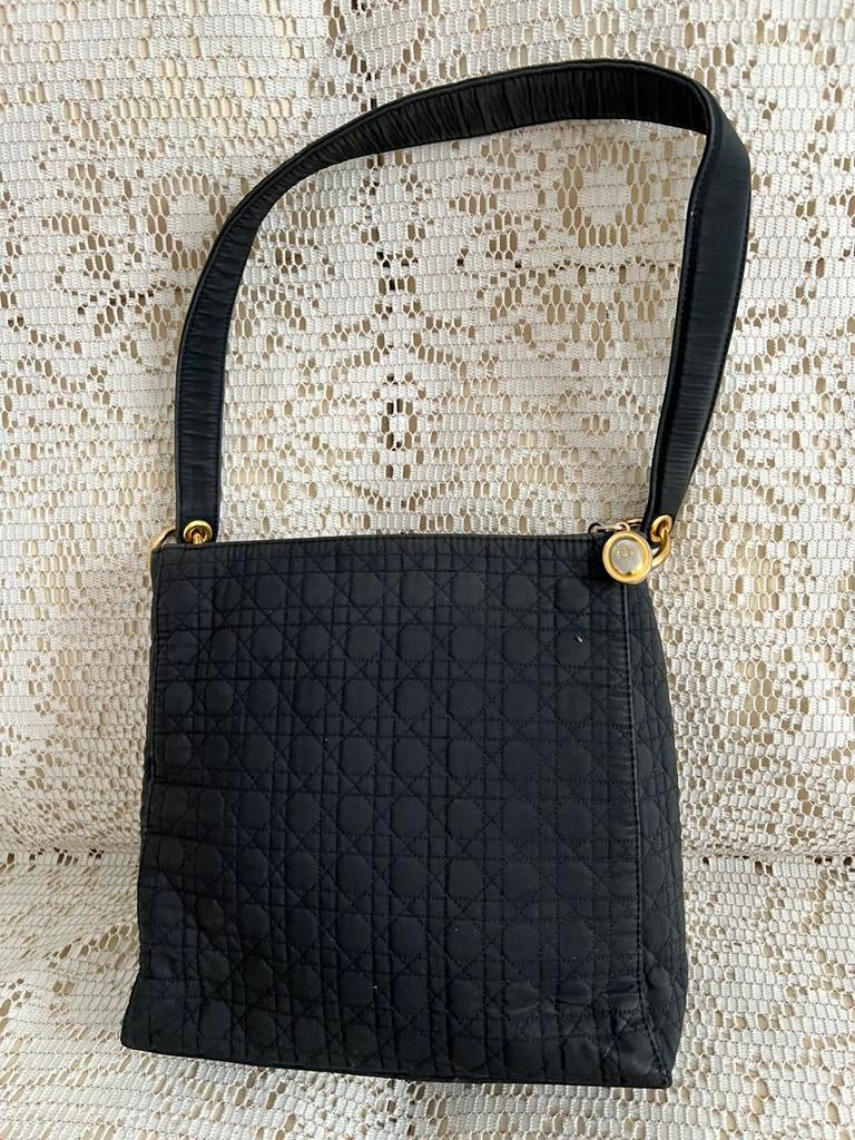 Sac CHRISTIAN DIOR Lady Dior vintage, Bijoux, Sacs & Beauté, Enlèvement ou Envoi, Comme neuf