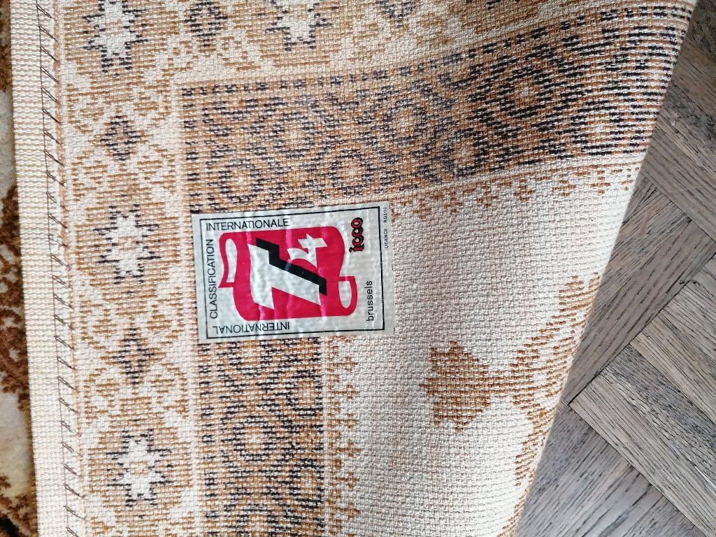 Oosters wollen tapijt, Antiek en Kunst, Ophalen