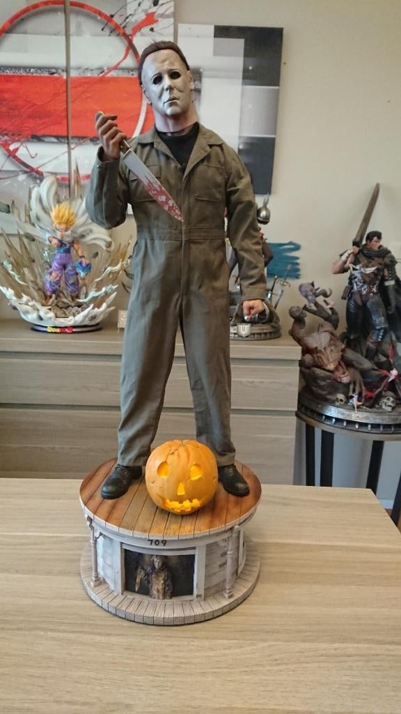 Michael Myers Exclusive Premium Format - Halloween, Collections, Statues & Figurines, Comme neuf, Enlèvement