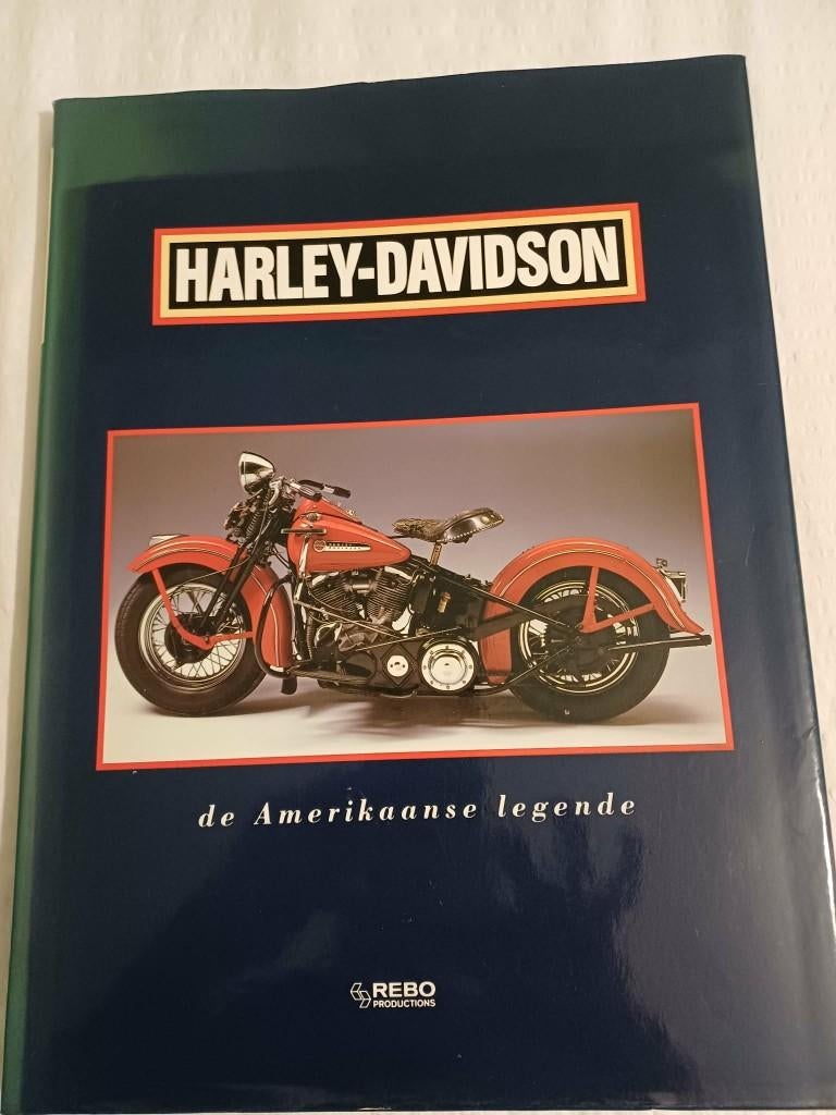Boek Harley Davidson, Enlèvement ou Envoi, Comme neuf, Marque ou Modèle