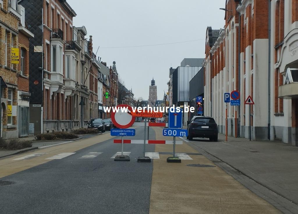 Verhuur verkeersborden, Enlèvement, Comme neuf