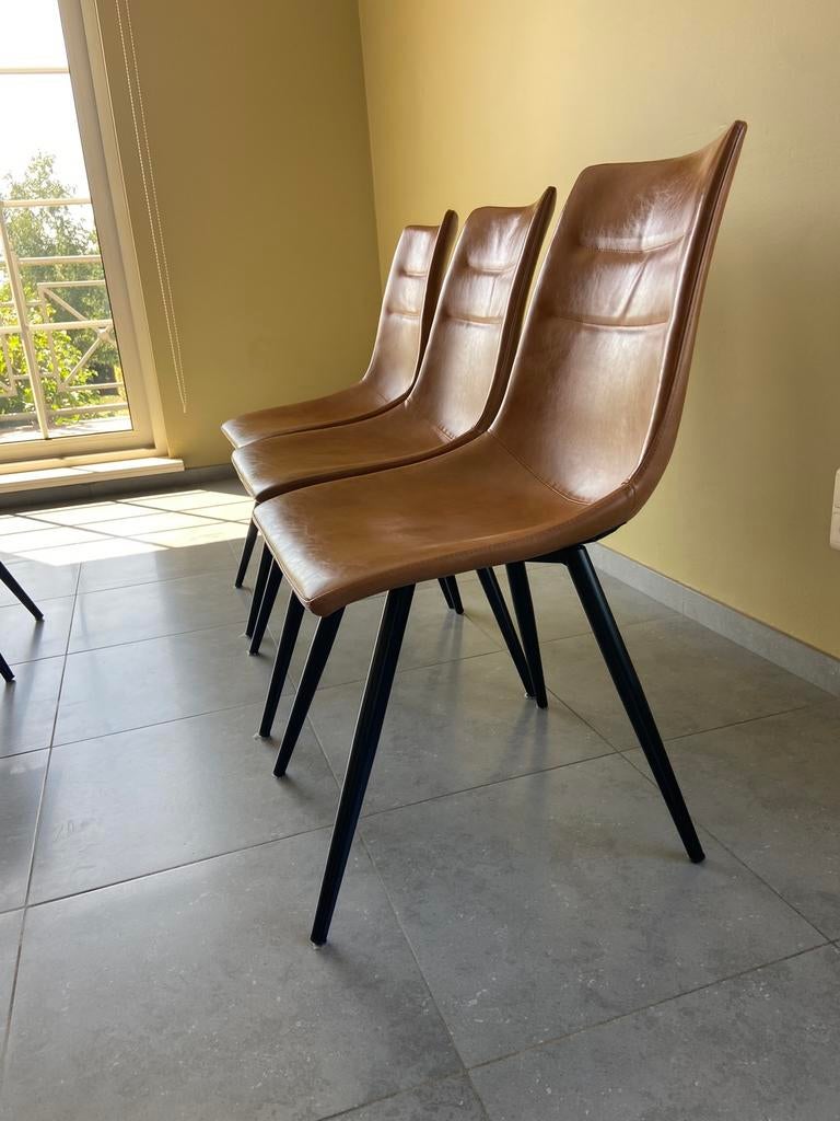 4 cognac Eetkamerstoelen, Enlèvement
