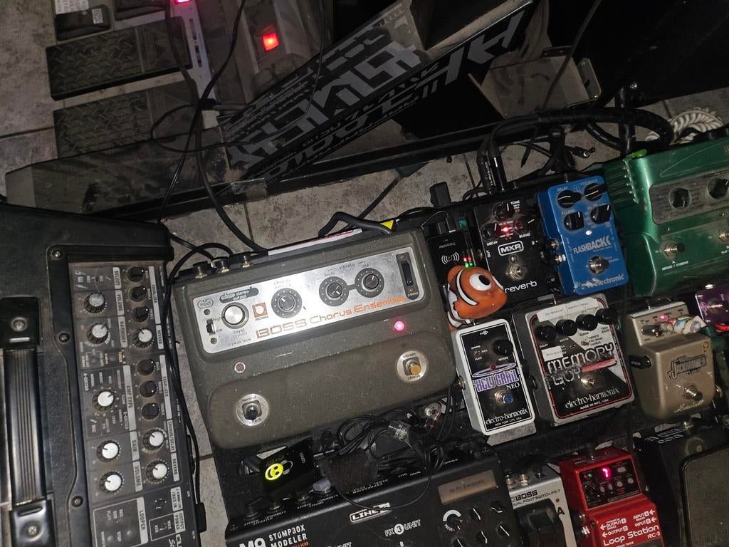 Boss Chorus Ensemble CE-1, la mère de tous les chœurs, Musique & Instruments, Effets, Chorus, Enlèvement ou Envoi