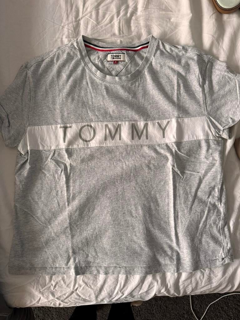 T-shirt Tommy Jeans taille S, Manches courtes, Gris, Taille 36 (S), Comme neuf