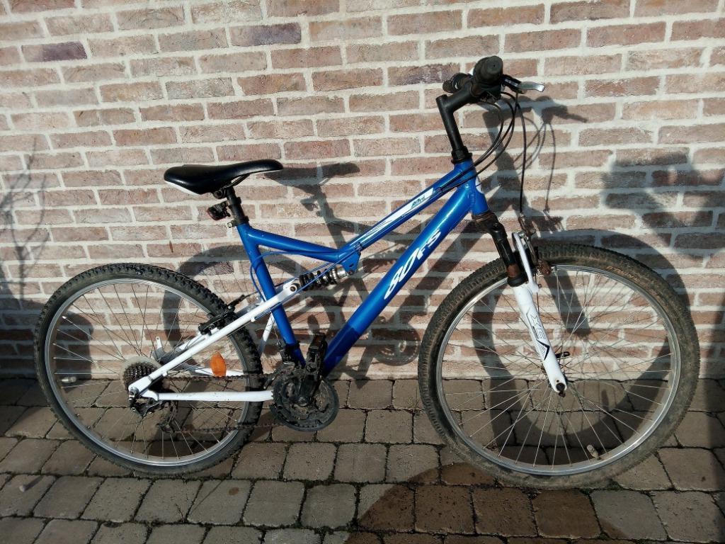 VELO ADULTE AVEC CHAINE A REMPLACER, Ophalen, Gebruikt
