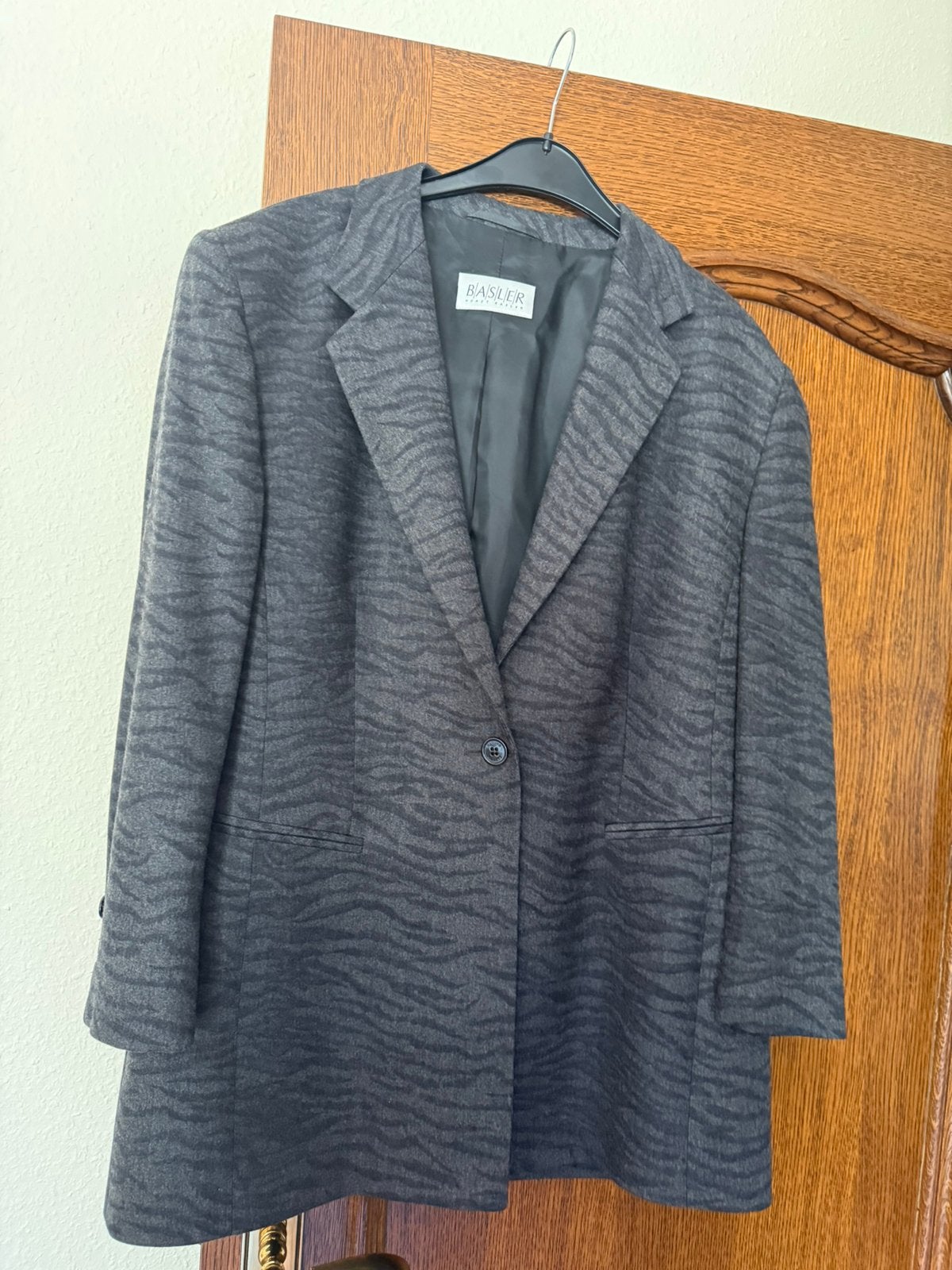 Damesjas maat 42, Vêtements | Femmes, Vestes & Costumes, Taille 42/44 (L), Enlèvement ou Envoi, Comme neuf, Multicolore