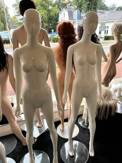 Glossy etalagepop paspop etalagefiguur mannequin, Ophalen of Verzenden