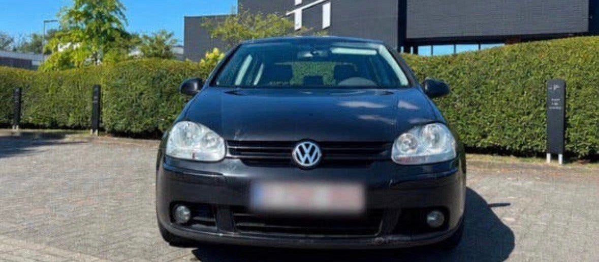 Volkswagen Golf V 2L Gekeurd voor verkoop benzine 138 dkm!, Autos, Volkswagen, Particulier, Golf, Radio, Essence, Euro 4, Boîte manuelle