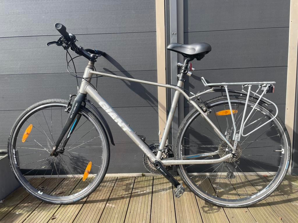 Giant - sportieve fiets - schulbe banden - schimano, Fietsen en Brommers, Fietsen | Dames | Sportfietsen en Toerfietsen, Ophalen