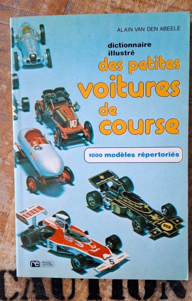 Livre Petites Voitures de course Edit. ROSSEL (B) 1975 A.VDA, Boeken, Auto's | Boeken, Zo goed als nieuw, Algemeen, Ophalen of Verzenden