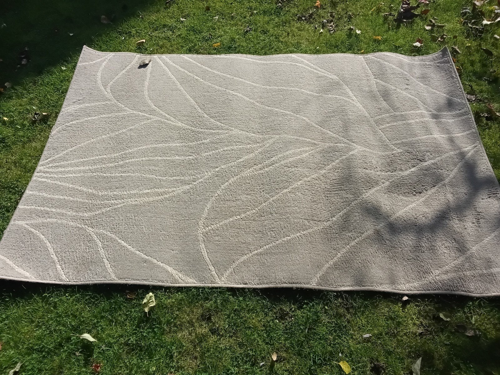 tapis ikea laborg, Enlèvement
