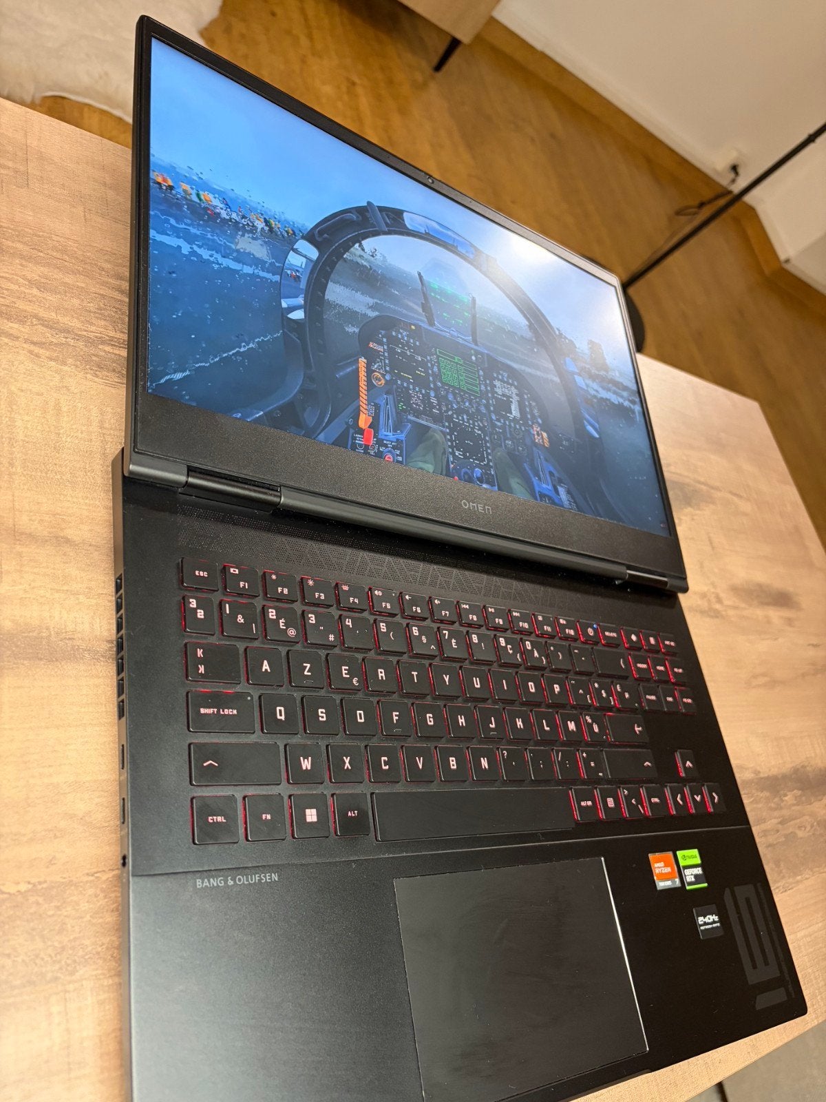 HP OMEN Gaming Laptop 32 DDR5 RTX 4070 Ryzen 7 240Hz QHD, Informatique & Logiciels, Ryzen 7, HP Omen, 32 GB, 16 pouces