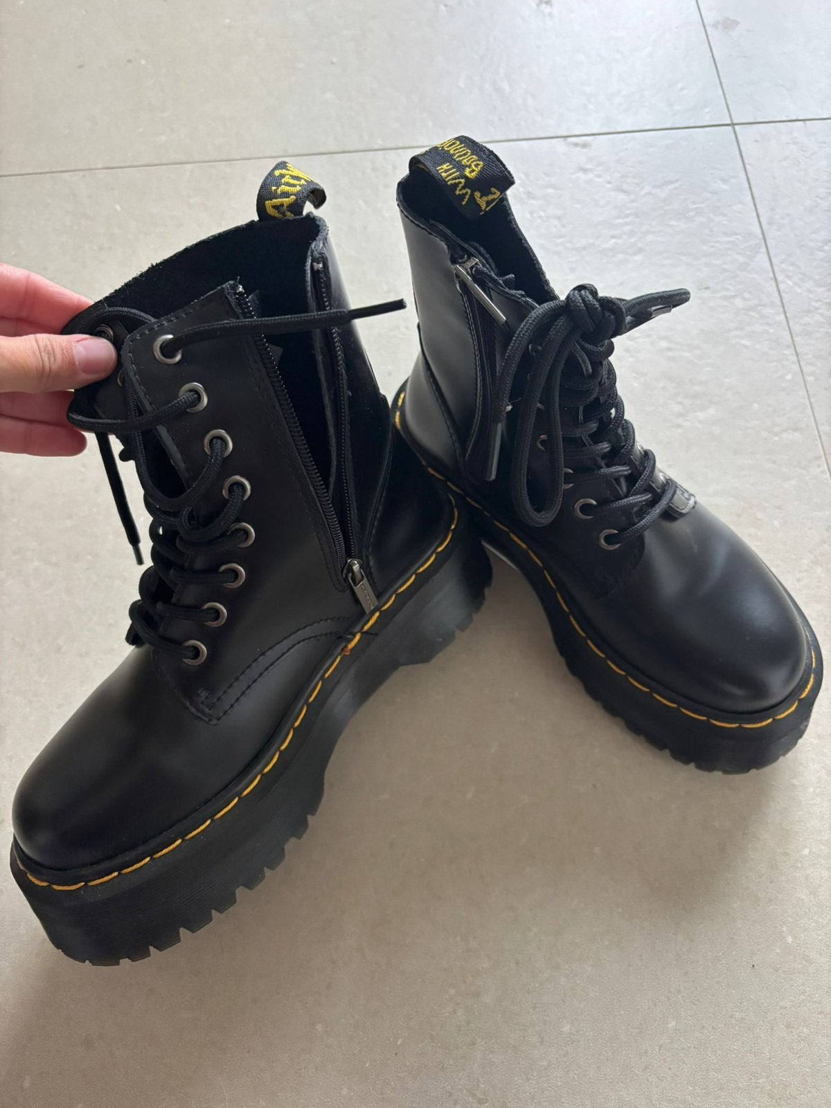 Les os du Dr Martens, Vêtements | Hommes, Enlèvement, Comme neuf
