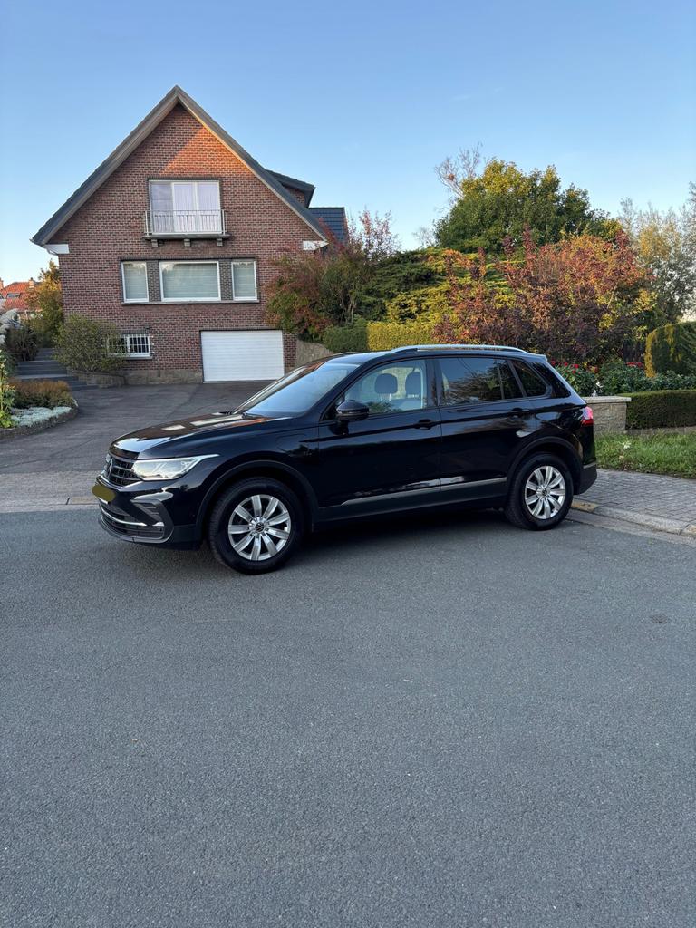 Volkswagen Tiguan, Automaat, Stof, Zwart, 5 deurs