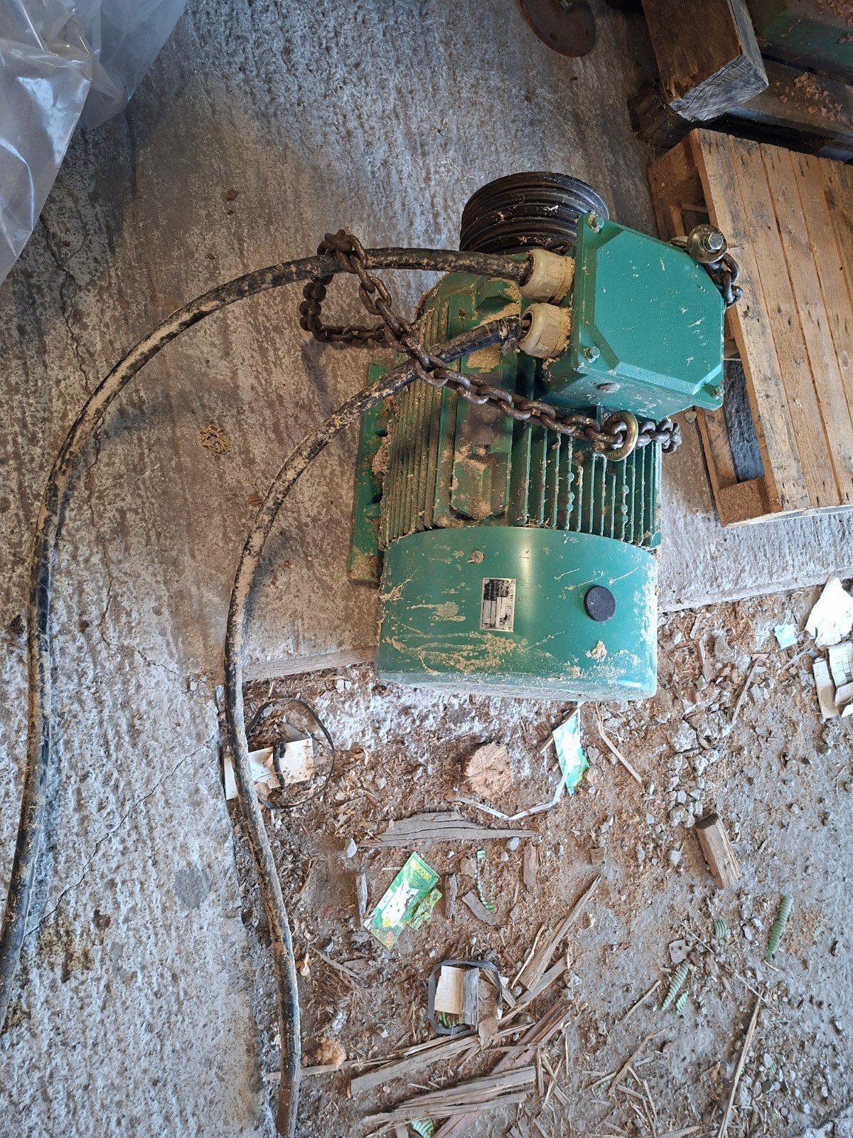 gros moteur triphasé, Enlèvement