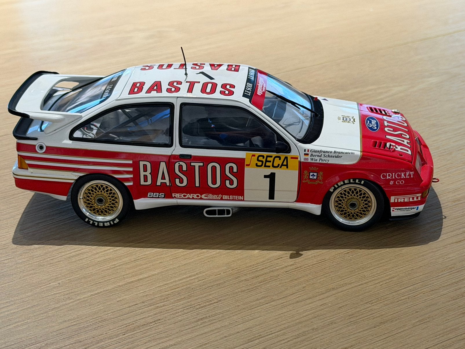 Minichamps 1/18 Ford Sierra Cosworth Rs500 Spa Winner 1989, Enlèvement ou Envoi, Comme neuf, Voiture, MiniChamps