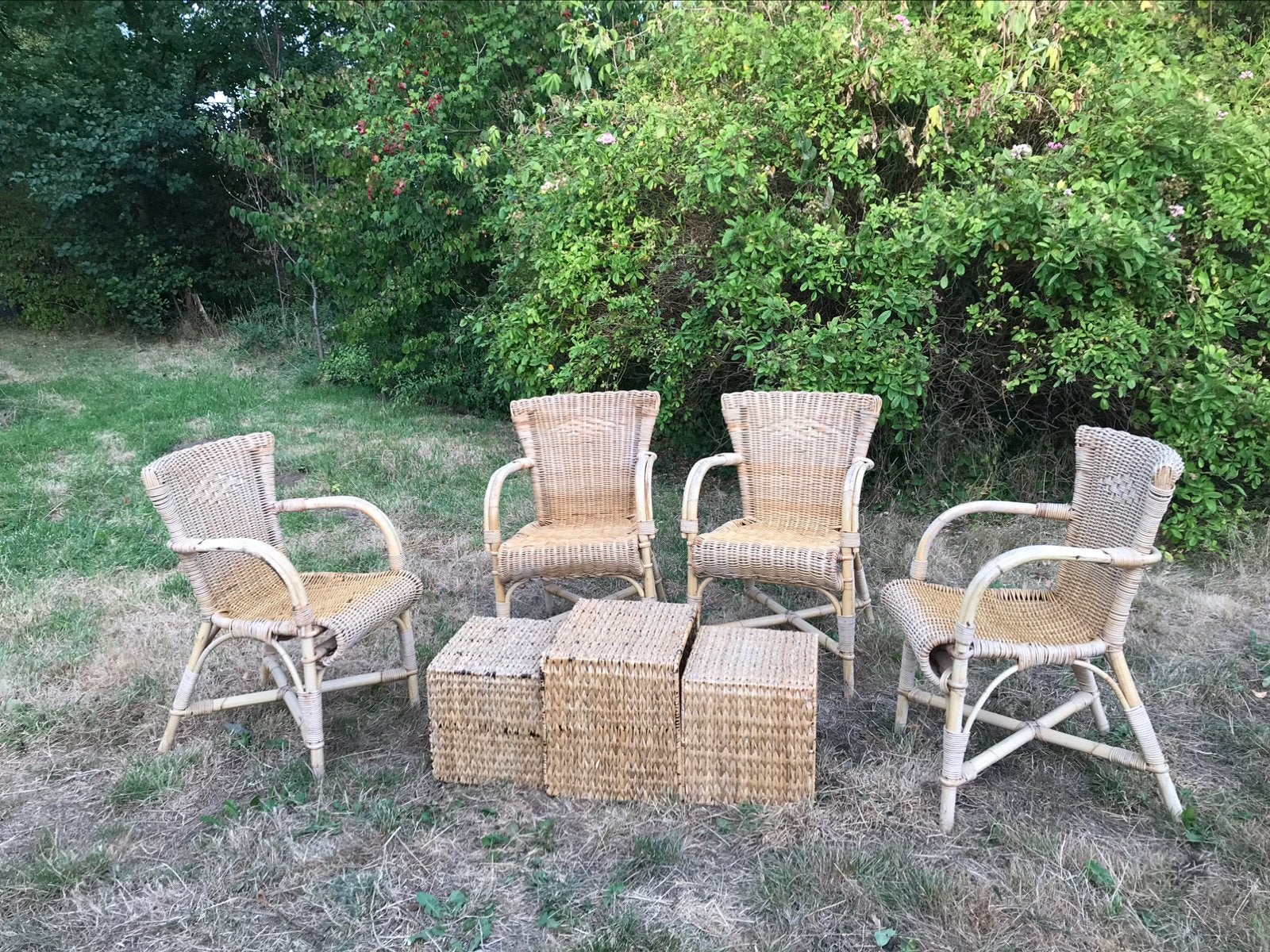 4 Stoelen in Riet/Rotan/Bamboe samen voor 10€, Ophalen, Gebruikt, Bruin, Riet of Rotan