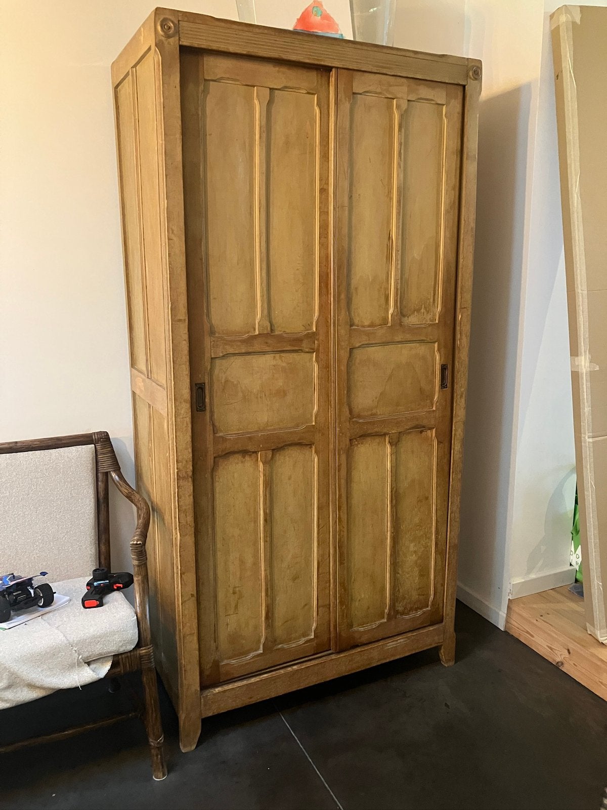 Houten kast, Antiek en Kunst, Antiek | Meubels | Kasten, Ophalen