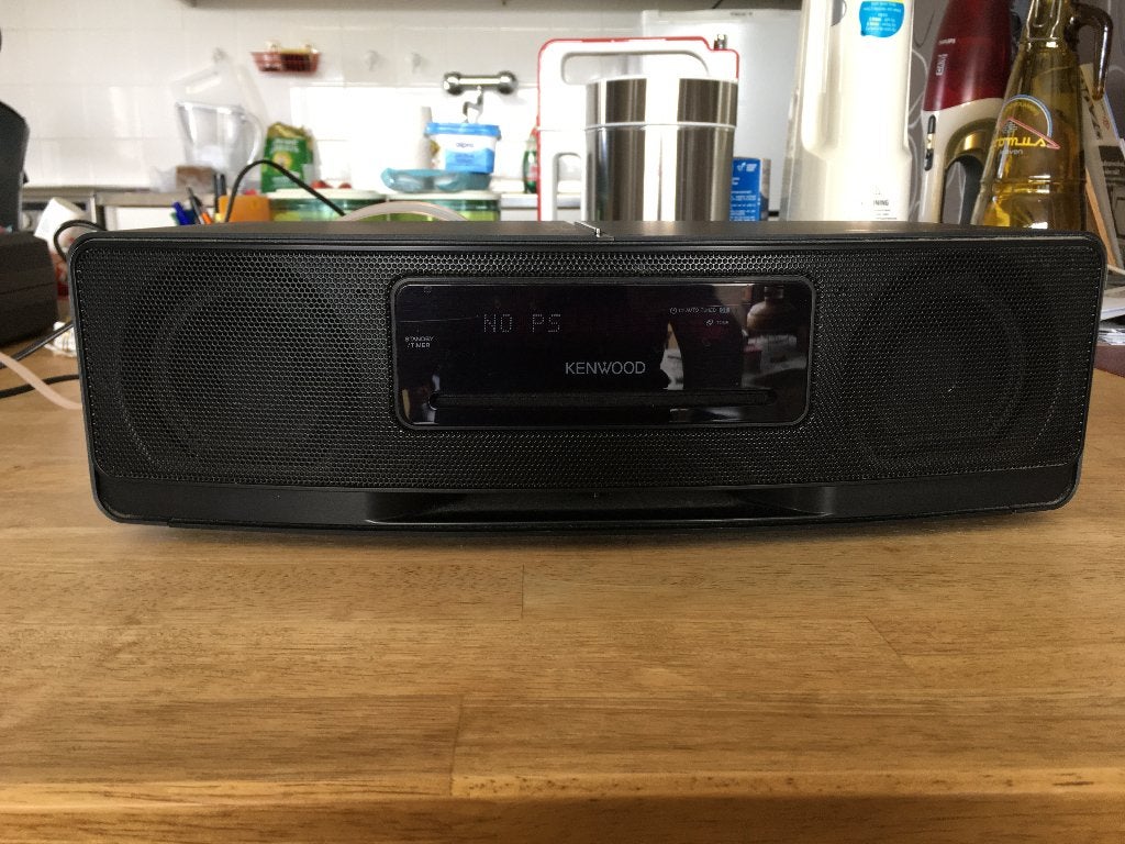 stereo radio, Kenwood zwart, Enlèvement, Utilisé, Radio, Avec lecteur de CD