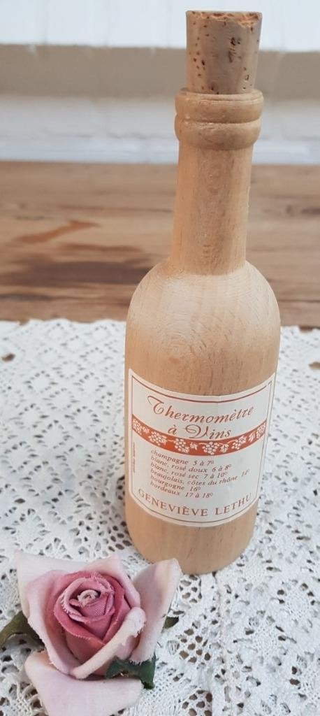Franse wijnthermometer in houten flesje, Geneviève Lethu, Ophalen of Verzenden