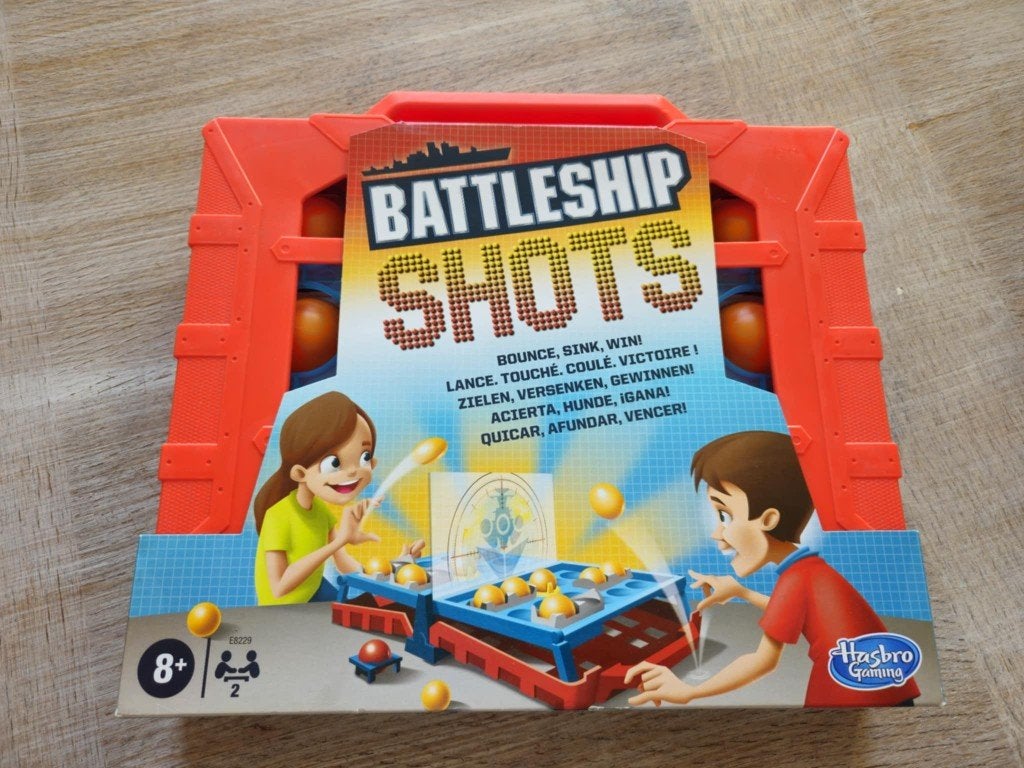 Spelletje Battleship Shots (Zeeslag voor kinderen), Een of twee spelers, Ophalen, Zo goed als nieuw, Hasbro