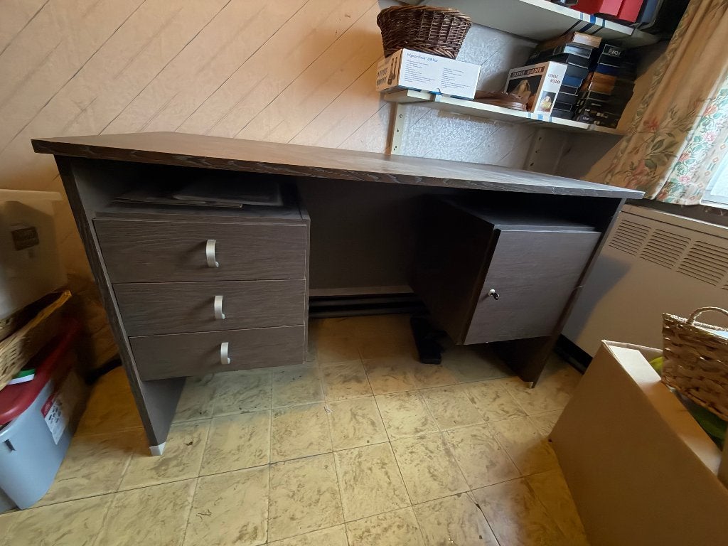 bureau, 128 cm, Enlèvement, Bois, 60 cm