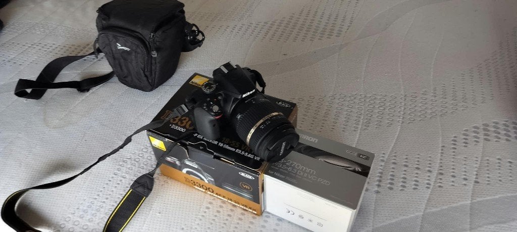NIKON D3300 spiegelreflex camera met een tamron zoomlens, Manuel, Stabilisation d'image, Comme neuf, Enlèvement