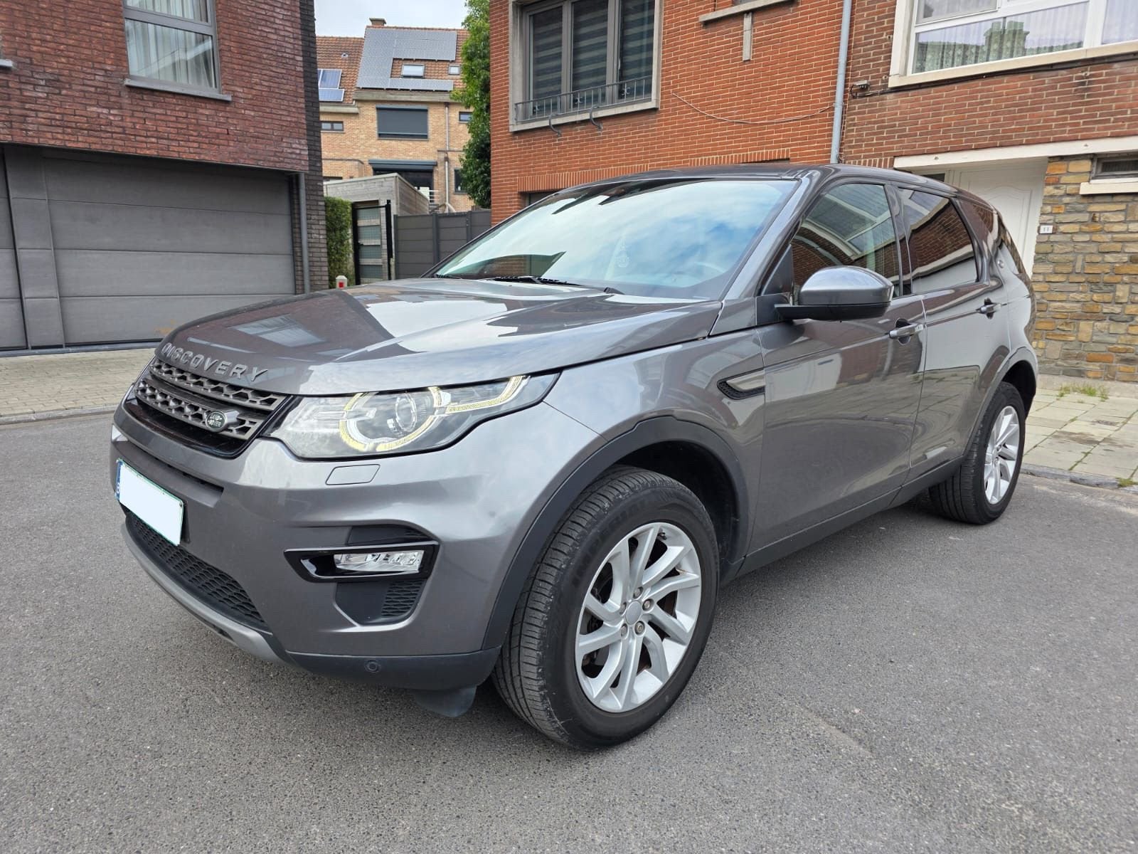 Land rover discovery sport 2.0 D 116000 km 7 places 12/2017, Cuir, Argent ou Gris, Achat, 7 places