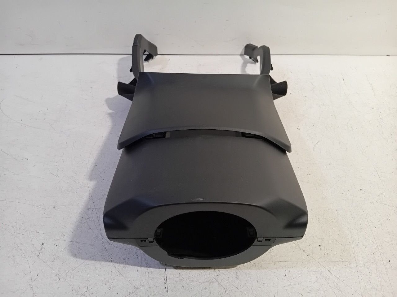 Afdekplaat BMW iX, Auto-onderdelen, Onderdelen@venauto.nl, Van der Ven Autorecycling B.V., Gebruikt, Ettenseweg 76, 4706 PB Roosendaal, The Netherlands