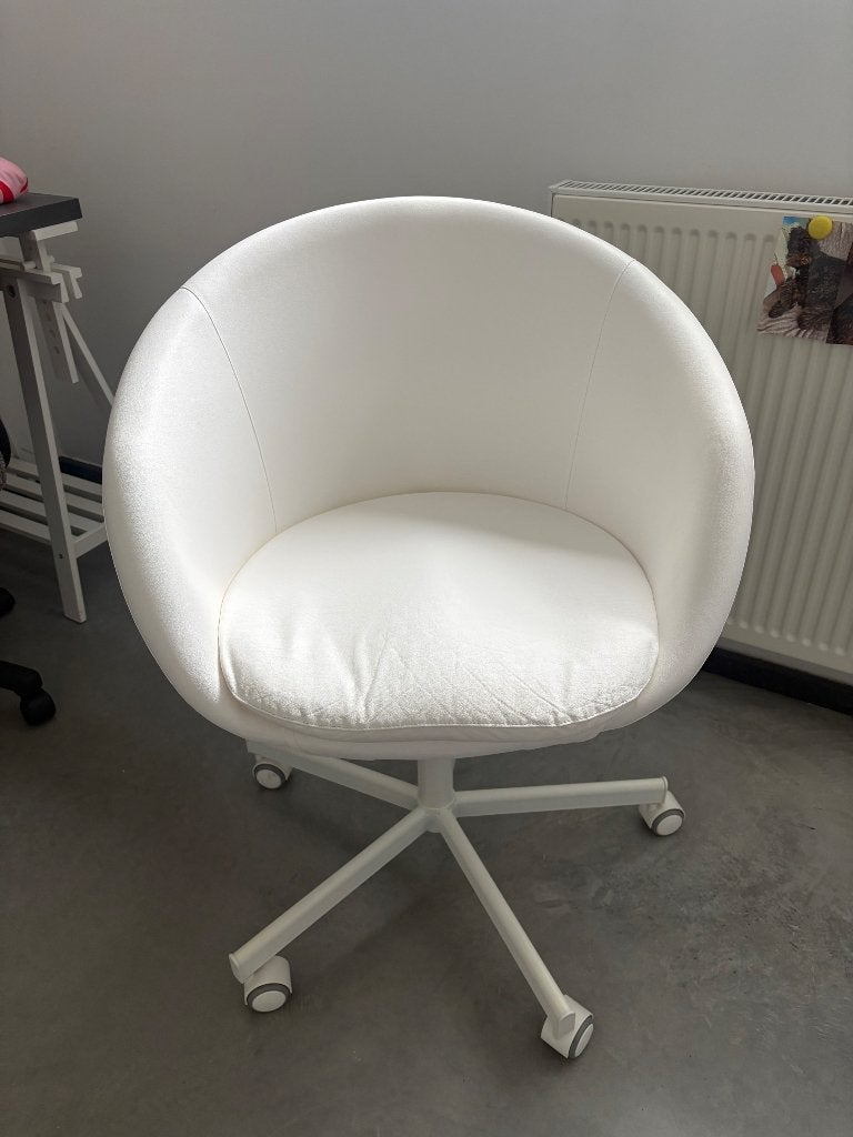 IKEA SKRUVSTA BUREAUSTOEL, Ophalen, Zo goed als nieuw, Wit, Bureaustoel