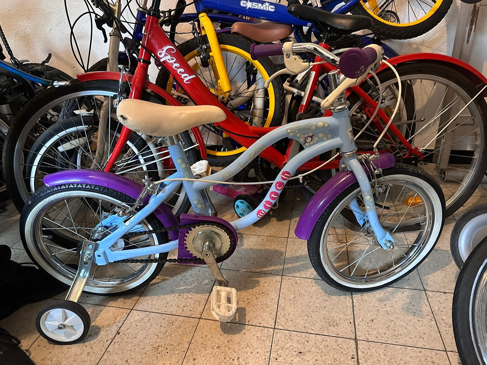 Vélo bleu et mauve fille a vendre, Ophalen, Gebruikt