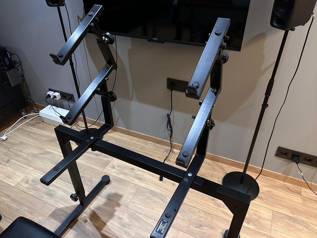 K&M Keyboard - Piano - Synthesizer stand, Ophalen, Zo goed als nieuw, Keyboard of Synthesizer