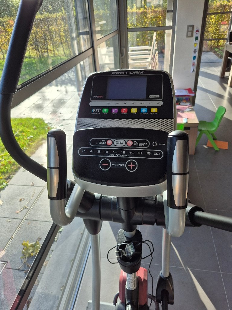 Crosstrainer ProForm 900i ZLE, Sport en Fitness, Ophalen, Overige materialen, Gebruikt, Crosstrainer
