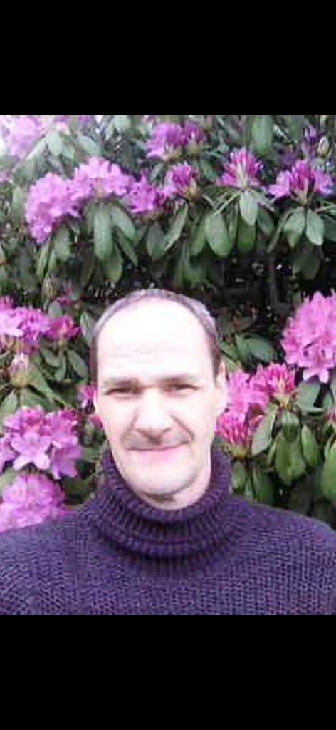 homme cherche femme, Contacts & Messages