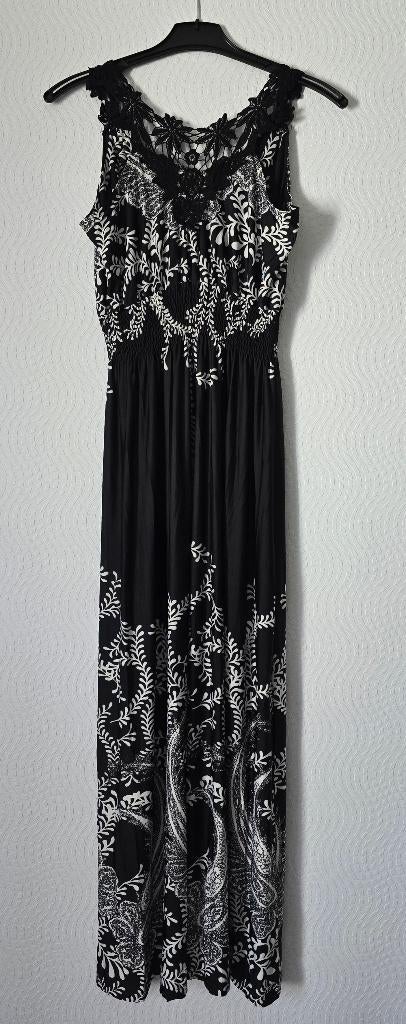 Feestkleedje, Kleding | Dames, Jurken, Ophalen of Verzenden, Nieuw, Zwart, Onder de knie