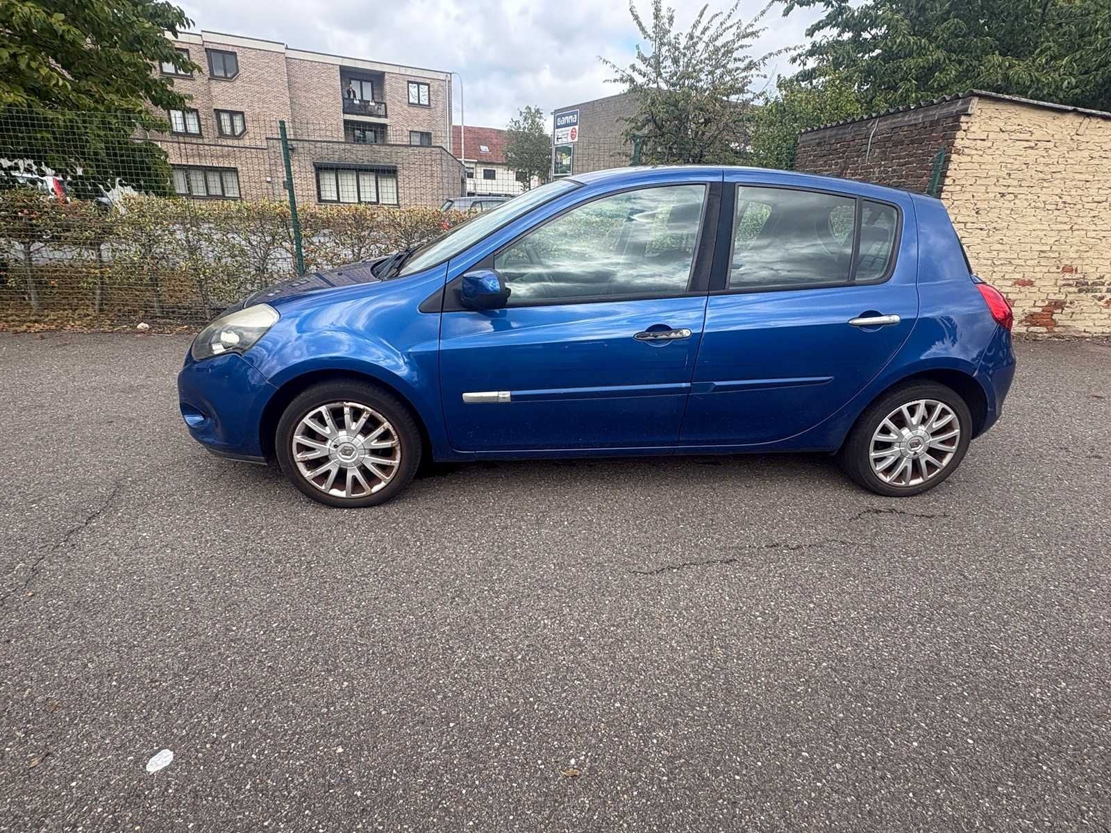 2009 - Renault - Clio - 1.2 TCe Business Sp. - Voiture, Autos, Renault, Achat, Entreprise, Euro 4, Occasion