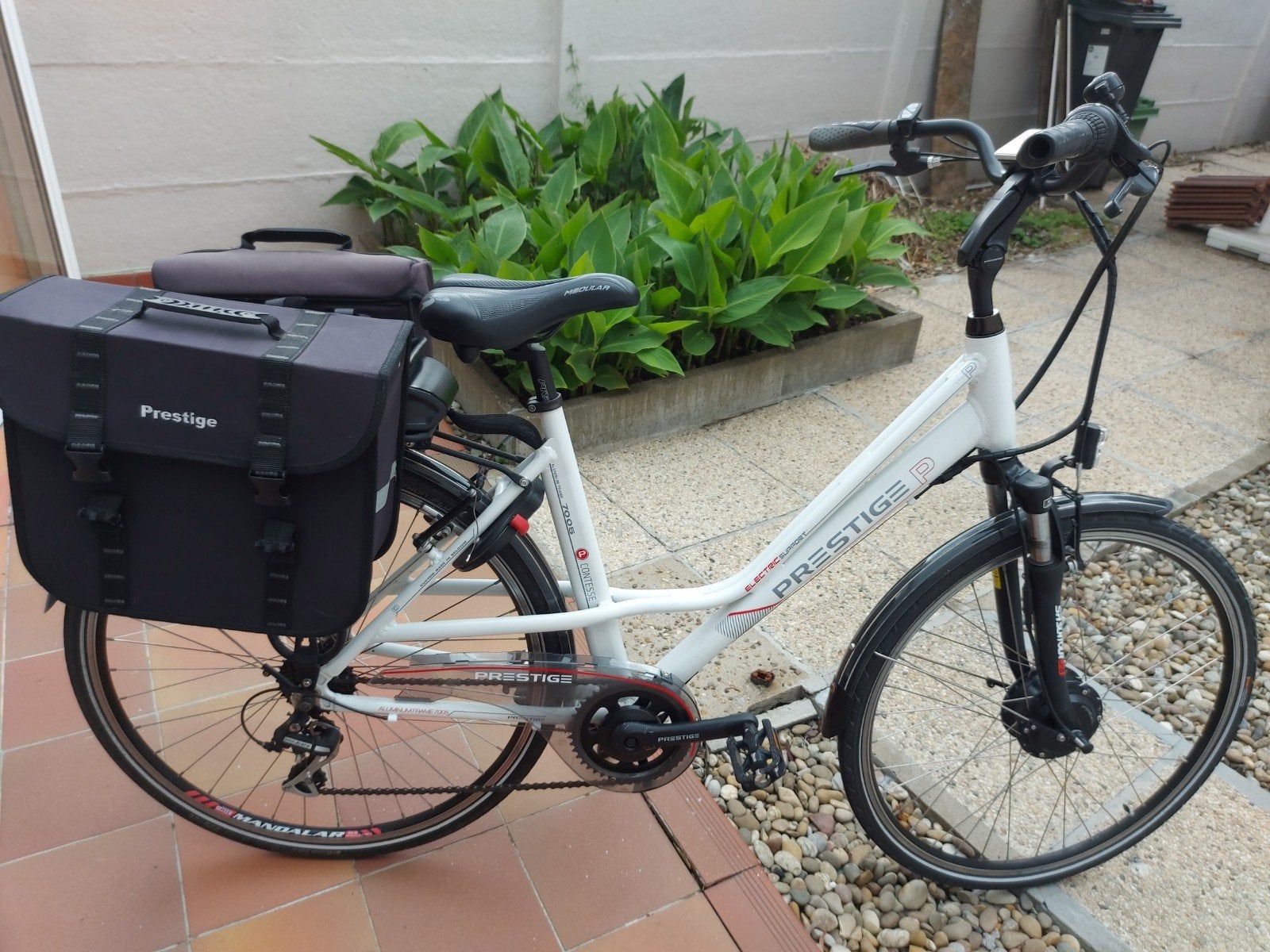 Zeer nette elektriche fiets Batavus in gloedenieuw staat, Fietsen en Brommers, Elektrische fietsen, Ophalen of Verzenden, Batavus